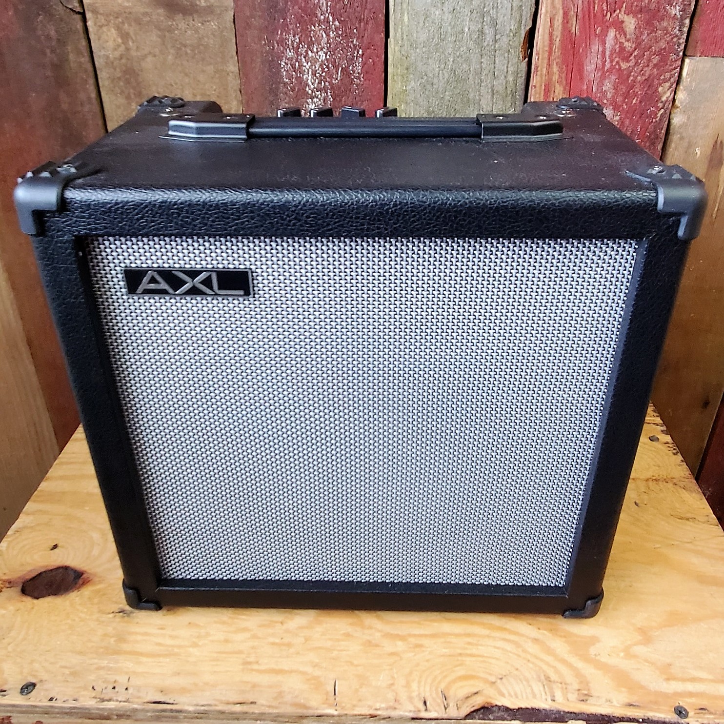 Georgetown MusicAXL AA-B30 Bass Amplifier