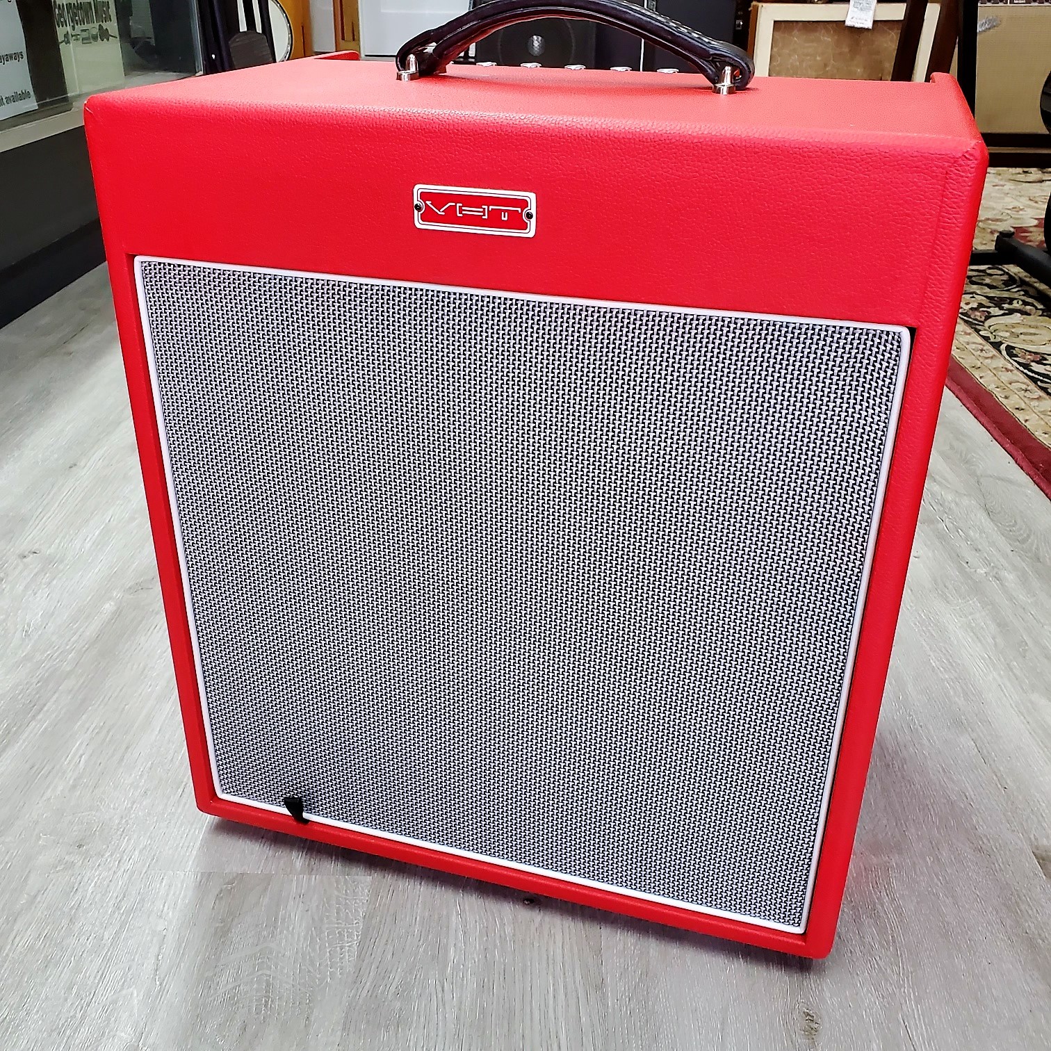 Georgetown MusicVHT Redline B50 Bass Combo Amp